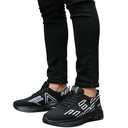 Özenle Seçilmiş Sneaker Modelleri Sizi Bekliyor